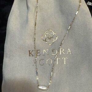 Kendra Scott Gold and White Pendant Necklace